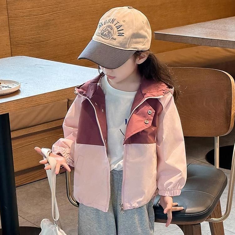 かわいい マウンテンパーカー ウィンドブレーカー ブルゾン キッズ 女の子 切替 ジャンパー 韓国 軽量 アウター 薄手 子供服 秋物 おしゃれ 子供 マウンテンパーカー コート 上着 春物 配色 春服 秋服 90 100 110 120 130 140 150cm