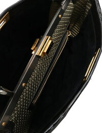 超美品FENDIフェンディピーカブーハンドバッグエナメルレザー黒ブラック2WAYストラップ付【本物保証】【中古】