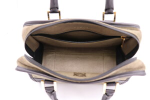 超美品LOEWEロエベアマソナ28ハンドバッグスエードレザーモスグリーン【本物保証】【中古】