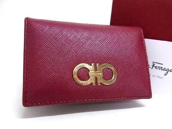 乐天商城 - Salvatore Ferragamo フェラガモ カードケース ガンチーニ パスケース 22 C234 ワインレッド系 レザー レディース ゴールド金具 新品未使用展示品【本物保証】【中古】