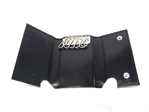 3R boutiqueのPRADA プラダ キーケース 1M0222 ブラック レザー ユニセックス 6連 シルバー金具 美品【本物保証】【中古】｜アングル3