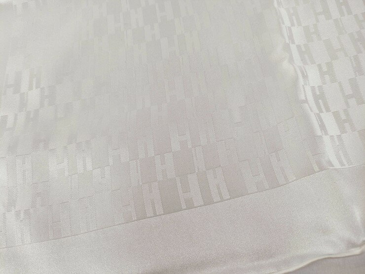 HERMES エルメス ハンカチーフ POCHETTE FACONNEE H GRAND H ポシェット ファソネH グランH 050575T Blanc（ホワイト）系 シルク100％ レディース ポケットチーフ スカーフ 新品未使用展示品【本物保証】【中古】 3
