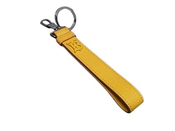 乐天商城 - BURBERRY バーバリー キーホルダー TBロゴ イエロー系 レザー ユニセックス 美品【本物保証】【中古】