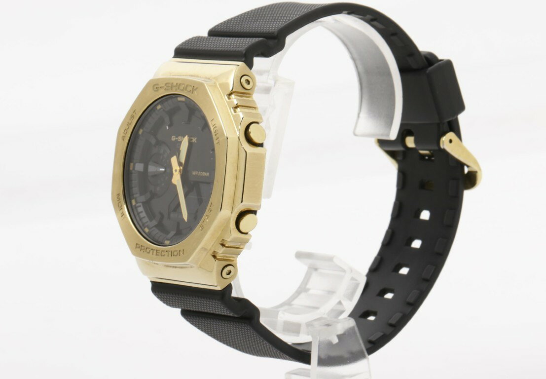 3R boutiqueのCASIO カシオ 時計 G-SHOCK ANALOG-DIGITAL 2100 Series GM-2100G-1A9JF ブラック ゴールド系 樹脂／ステンレススチール メンズ アナデジ 美品【本物保証】【中古】｜アングル2