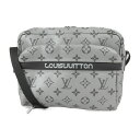 美品 LOUIS VUITTON ルイ ヴィトン メッセンジャーPM モノグラム リフレクト ショルダーバッグ M43859 PVC レザー シルバー ブラック...