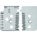 用途 ●米国規格（AWG）ケーブルのストリッピング作業に。 仕様 ●適合電線(AWG)：10、12、14、16、18、20 ●適合機種：1212-13 材質／仕上 ●特殊工具鋼 原産国（名称） ●ドイツ 質量 ●59g