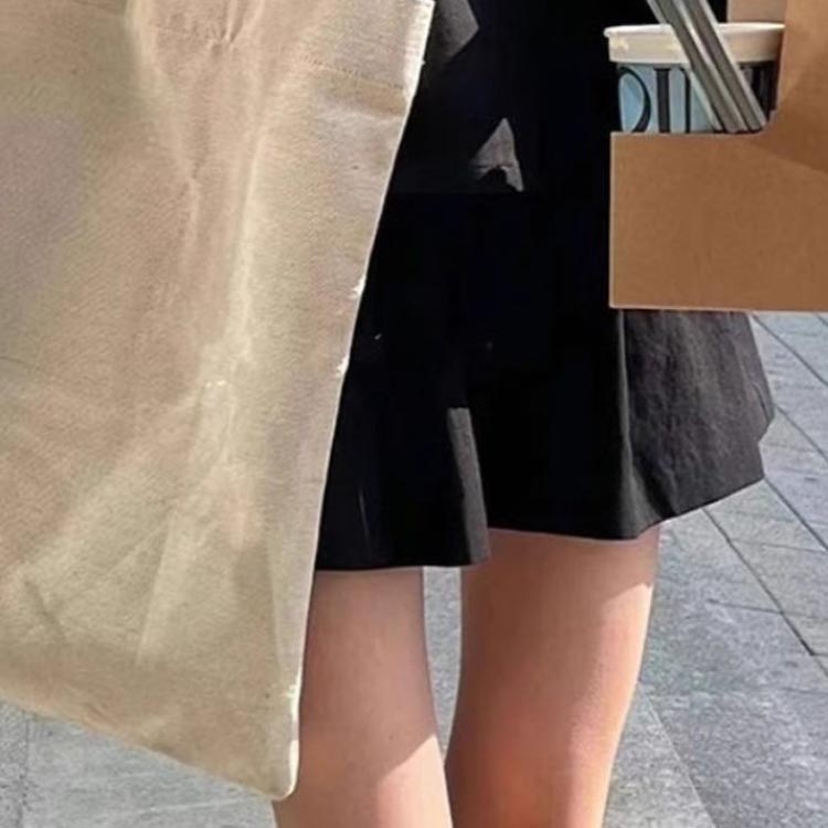 シンプル ショートパンツ 綿 ブラウス ノースリーブブラウス 短パン シンプル 涼しい 薄手 夏服 パンツ オーバーサイズ 袖なし カジュアル ゆったり 可愛い レディース 夏物 ルームウェア リラックス お出かけ 大きいサイズ 無地 ファッション かわいい 通勤