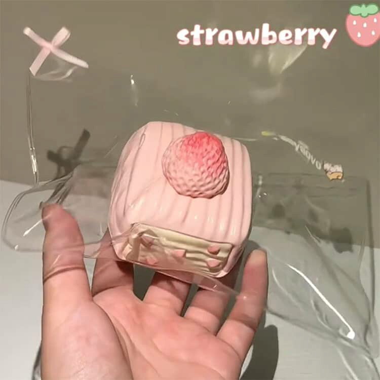 ふわふわ ぷにぷに弾力 スクイーズ 子供 高伸縮 スクイーズ 誕生日 水感 スクイーズケーキ 低反発ソフト ストレス解消 癒し 感覚トレーニング イチゴケーキ 大人 両用 プレゼント パーティー クリスマス おもちゃ ギフト 万能アイテム 3set-10011128 3SET-STORE サンプル画像3