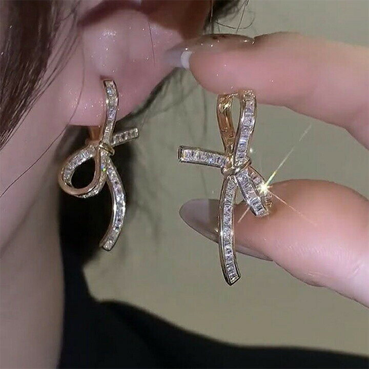 乐天商城 - ピアス レディース リボンピアス シルバー ゴールドコーティング リボン アシンメトリー アシメ 大ぶり 可愛い 大人 立体