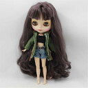 blyth doll グリーンアーミージャケット、デニムのショートパンツ、黒のトップスのセット