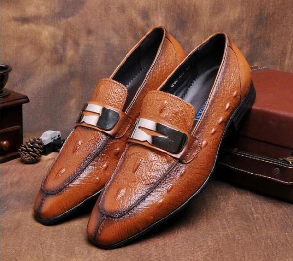 ローファー ドライビングシューズ 本革 レザー メンズシューズ ビジネスシューズ プレート飾り ブラウン ○24