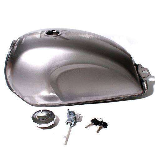 汎用 社外品 カフェレーサー 塗装ベース 9L タンク カスタム レストア 用 ガソリン コック 鍵付き汎用 ..