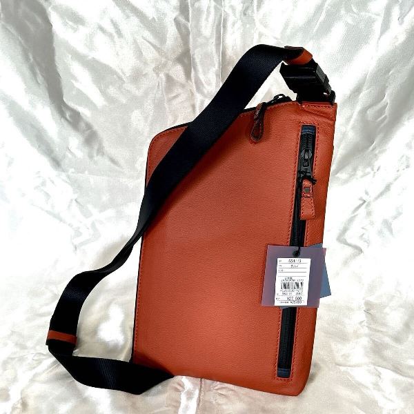 フジタカ FUJITAKA日本製 定価2,7万牛革 本革 ワンショルダーバッグオレンジご注文頂いた即日発送翌日お届け