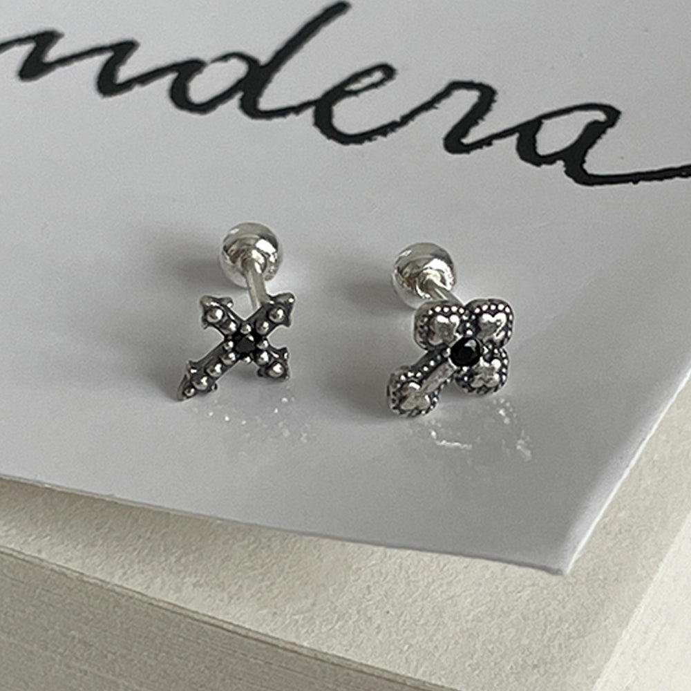 By Color - [925 Silver]ラックキュービック十字架ピアス