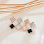 Two Clovers ピアス 2,380円