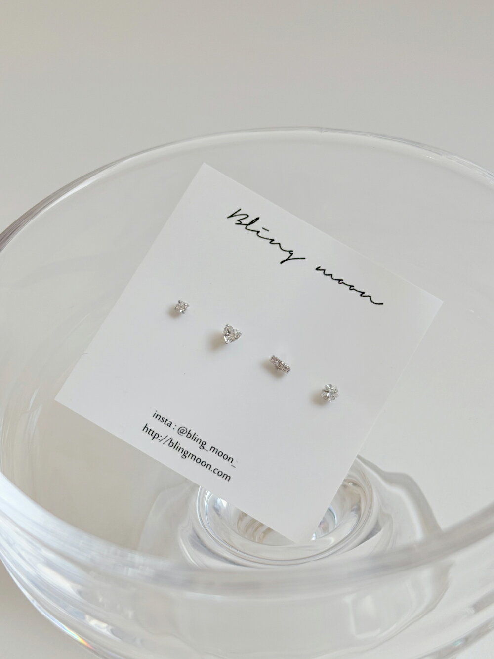 [4set]デイリークリスタルキュービック 16G シンプルミニハート ボディピアス キャッチ ピアッシング 軟骨ピアス 16G サージカル 女性 誕生日プレゼント 女友達 ギフト 金属アレルギー 対応