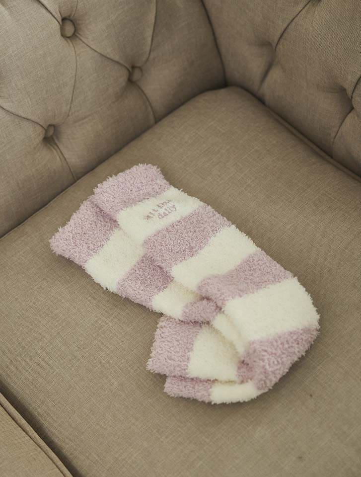 【閉店セール】12/3まで ロゴ入りもこもこレッグウォーマー レディース 靴下 レッグウェア 【送料無料】ボア ルームウエア もこもこ ゴム リボン 楽ちん 部屋着 あったか ゆったり 無地 3