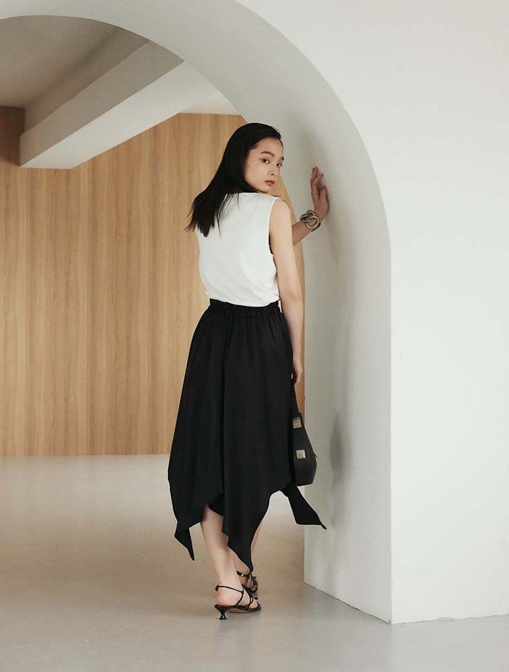 【期間限定セール：￥7790→￥1980】 フィフス fifth 低身長 イレギュラーヘムフレアスカート レディース ボトムス スカート ふんわりシルエット ウエストゴム ブラック 20代 30代 40代【送料無料】のサムネイル