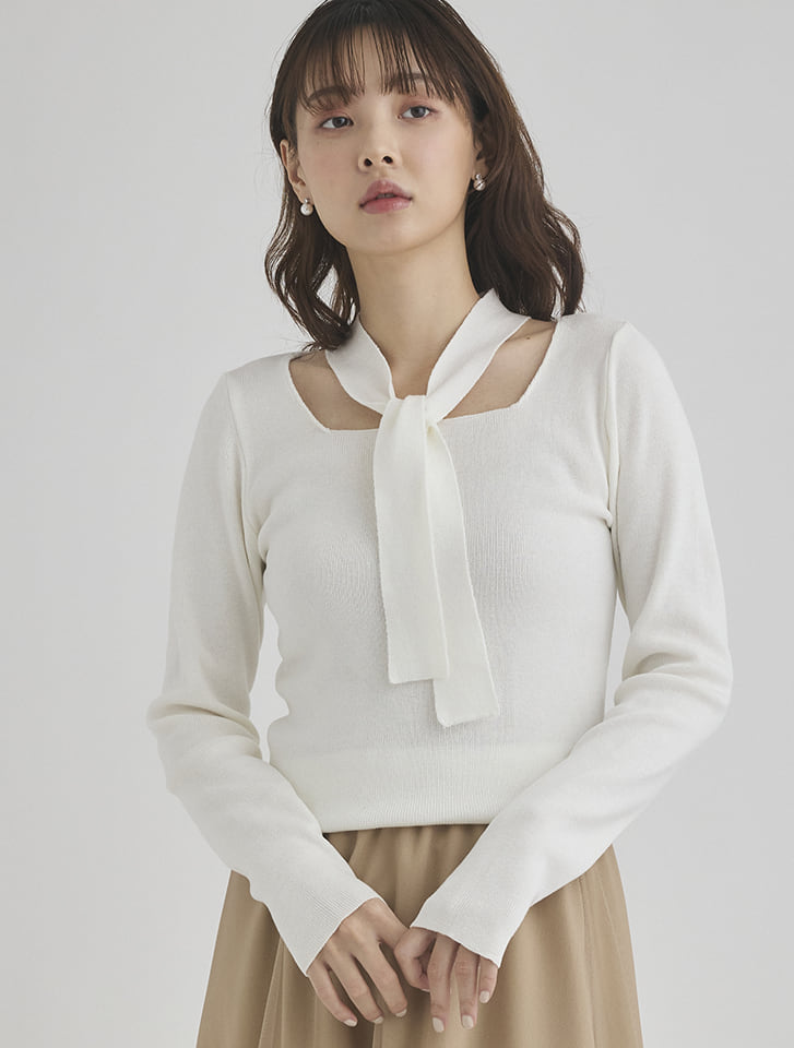 【閉店セール】12/3まで 【セールクーポン対象】 フィフス fifth ストラップ付スクエアネックニット レディース トップス ニット セーター オフィス カジュアル 【送料無料】のサムネイル