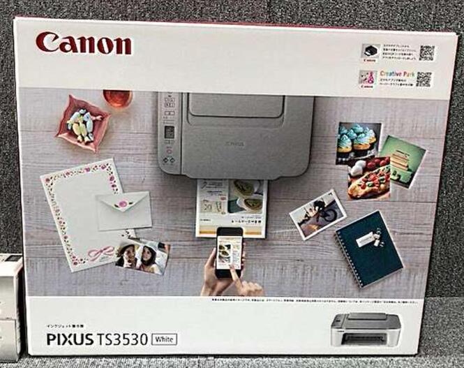 商品情報商品説明キヤノン Canon プリンター A4インクジェット複合機 PIXUS TS3530 ホワイト Wi-Fi対応 テレワーク向け 2022年モデル 4色・一体型・対応インクBC-365/366シリーズ・製品特徴：基本機能をコンパクトに。シンプルモデル。・機能：プリント、コピー、スキャン・最大用紙サイズ：A4　/　色数：4色ハイブリッド・給紙：背面給紙トレイ（A4普通紙60枚）・操作・その他：液晶パネル1.5型、無線LAN、一体型カートリッジブランド: キヤノンメーカー: キヤノン型番: PIXUSTS3530WHJAN: 4549292182484【商品説明】この度は当商品をご覧いただき、誠にありがとうございます。商品状態について未使用品です。初期不良について当店では、商品到着後1週間以内にご連絡をいただいた初期不良につきましては、返品・交換・修理にて対応させていただいております。万が一不具合がございました場合は、お早めにご連絡ください。商品の色味についてお使いのモニター設定やお部屋の照明環境等により、実際の商品と色味が異なって見える場合がございます。あらかじめご了承くださいますようお願いいたします。在庫について当商品は他モールとの併売商品となっております。そのため、ご注文のタイミングによっては在庫切れとなる場合がございます。その際は、速やかにご連絡させていただきますので、あらかじめご了承ください。発送についてご注文確認後、順次発送の手配を行っております。お届けまでの目安は、3-10日程度となります。ご注文からお届けまでの流れ1．ご注文　ご注文は24時間受け付けております。2．ご注文確認　ご注文後、当店よりご注文確認メールをお送りいたします。3．発送準備期間　お届けまで3-10営業日程度を目安にお考えください。　※海外在庫品の場合は、3週間程度お時間をいただく場合がございます。4．ご入金確認　前払い決済をご選択の場合は、ご入金確認後に発送手配を行います。5．出荷　配送準備が整い次第、商品を出荷いたします。　発送後は、出荷完了メールにてご案内いたします。ご注意事項・お客様都合によるご注文後のキャンセル・返品はお受けしておりません。・誠に恐れ入りますが、電話での対応は行っておりません。　ご質問やお問い合わせは、メッセージまたはメールにてお願いいたします。ご不明な点がございましたら、お気軽にお問い合わせください。最後までお読みいただき、誠にありがとうございます。【中古・未使用品】キヤノン Canon プリンター A4インクジェット複合機 PIXUS TS3530 ホワイト 送料無料 5