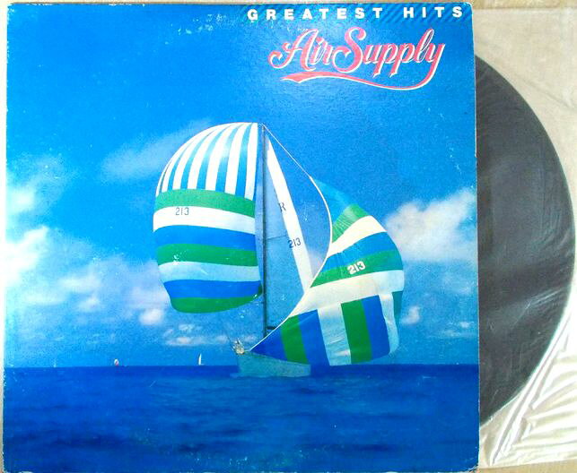 【中古LP】エア・サプライ　グレイテス・ヒッツ　渚の誓い。 発行所：日本フォノグラム。1983年発行。 【曲目】※画像をご確認ください。 【コンデション＝可】LP盤面side 2にスレ、数カ所にノイズを確認しました。ジャケット概ね良好です。歌詞カード付き。【中古LP】エア・サプライ　グレイテス・ヒッツ　渚の誓い。 発行所：日本フォノグラム。1983年発行。 【曲目】※画像をご確認ください。 【コンデション＝可】LP盤面side 2にスレ、数カ所にノイズを確認しました。ジャケット概ね良好です。歌詞カード付き。