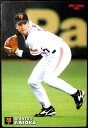 【2007Calbee BASEBALL CARD】二岡智宏　7　読売ジャイアンツ。 発行所：Caibee。サイズ；8.6×6cm。 【コンデション＝非常に良い】奇麗です。【2007Calbee BASEBALL CARD】二岡智宏　7　読売ジャイアンツ。 発行所：Caibee。サイズ；8.6×6cm。 【コンデション＝非常に良い】奇麗です。