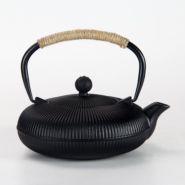 鉄瓶 急須 鉄びん　鋳鉄 鉄分補給 提梁壺 茶壺 水壷 煮茶壷 茶道具 ティーポット0.8L