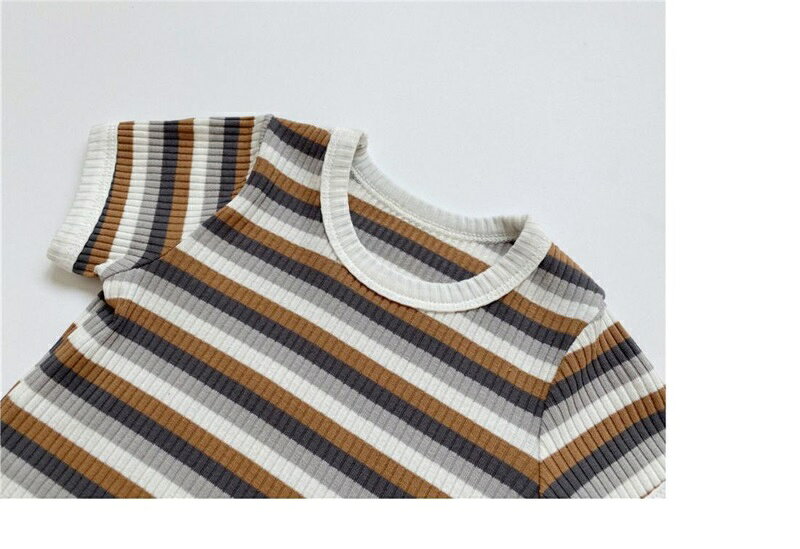 VanTiPのベビー服 女の子 男の子 セットアップ キッズ 新生児 服 ルームウェア 上下セット 子供服 夏服 半袖 トップス tシャツ ハーフパンツ 半ズボン 韓国子供服 部屋着 パジャマ 赤ちゃん 出産祝い プレゼント おしゃれ 可愛い 73 80 90cm 100cm 110cm 120cm｜アングル3