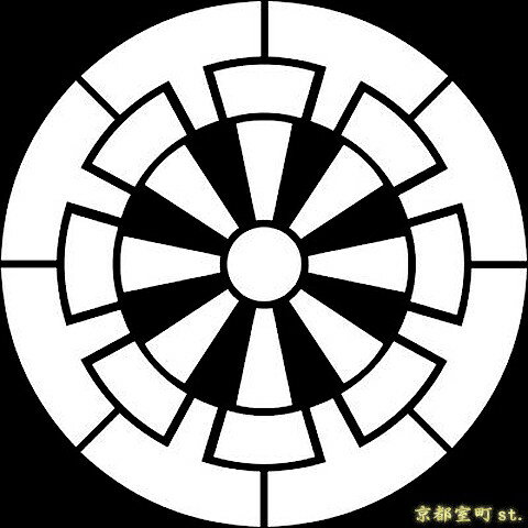 【家紋シール】 貼り付け家紋 「源氏車」 KOM166 黒地の着物用 着物に直接貼れる 男性用(直径 約4cm) ※女性用 子供用に変更可