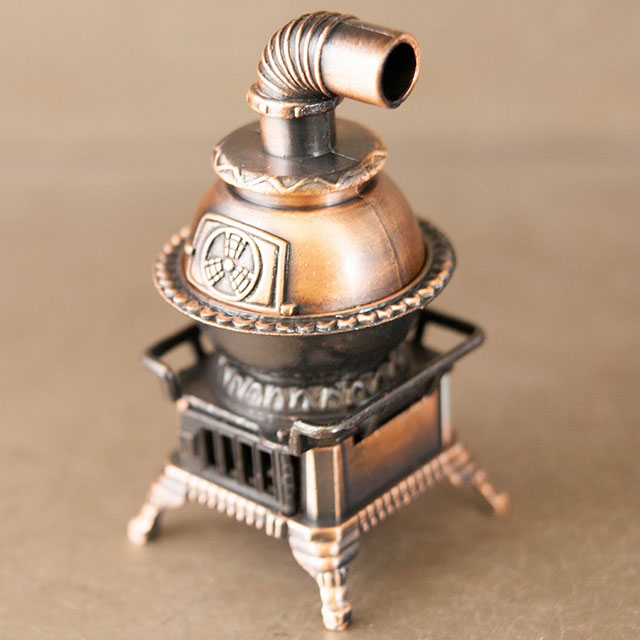 アンティーク調 鉛筆削り ストーブ 9778 手動 えんぴつ削り かわいい おしゃれ えんぴつけずり 鉛筆けずり アンティーク 雑貨 オブジェ インテリア 置物...