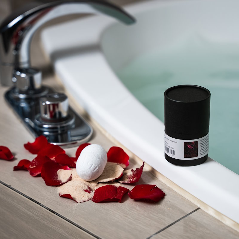 7dials楽天市場支店のTHE BATHBOMB/バスボム まるで美容液のような炭酸入浴 バスボムとバスパウダーで極上のバスタイムを 炭酸浴とアロマの香りで癒される 安心の国産バスタブ 炭酸ガス ヒアルロン酸 コラーゲン ローヤルゼリーなどの美容成分たっぷり配合 美容液のような湯触り【翌】｜アングル3