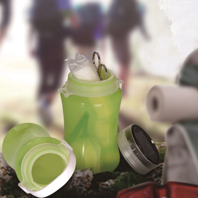 【あす楽】ソーラーランタン/SOLR LANTERN ソーラー充電、USB充電可能なLEDライト付きマルチボトル 防水IPX7 ランタンボトル内部に小物も収納できる 調光3段階(弱、強、点滅)キャンプ、フェス、アウトドアシーン、災害時に【ポイント最大26倍】通販格安セール情報　楽天　通販