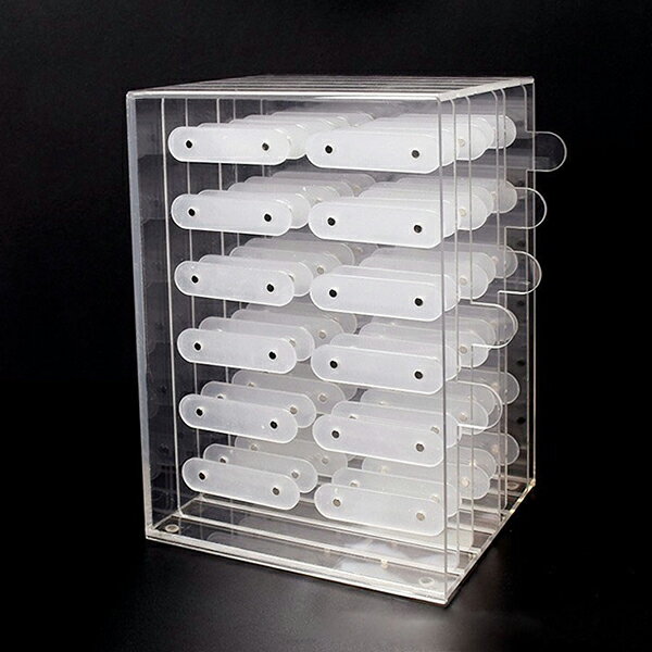 【P5倍!11.27 (木) 1:59まで】 ネイルチップ 収納 ディスプレイ クリア ケース アクリル ボックス サンプルチップ 保管 展示 ネイルサロン ネ...
