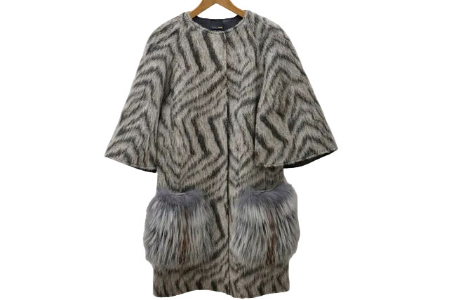 Rakuten - FENDI フェンディ Fur Pocket ファー ポケット Cape Coat ケープコート 【中古】Bランク