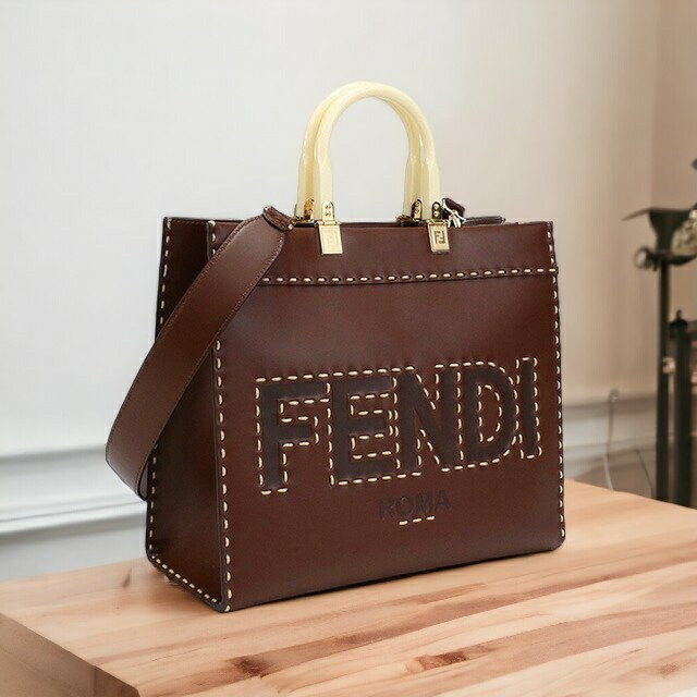 ＼5/18限定★全品10%OFFクーポンにさらに+3倍／ フェンディ トートバッグ レディース FENDI レザー イタリア 8BH386 ブラウン系 バッグ