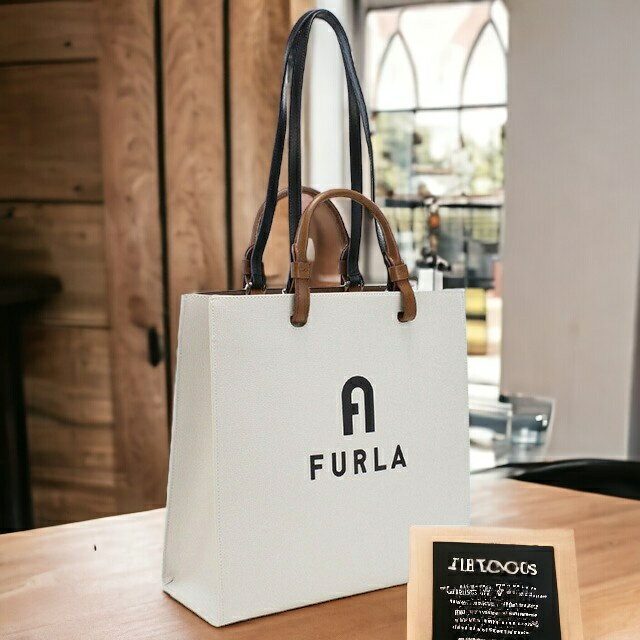 ＼5/18限定★全品10%OFFクーポンにさらに+3倍／ フルラ トートバッグ レディース FURLA レザー WB00728 MARSHMALLOW+NERO ホワイト系 バッグ