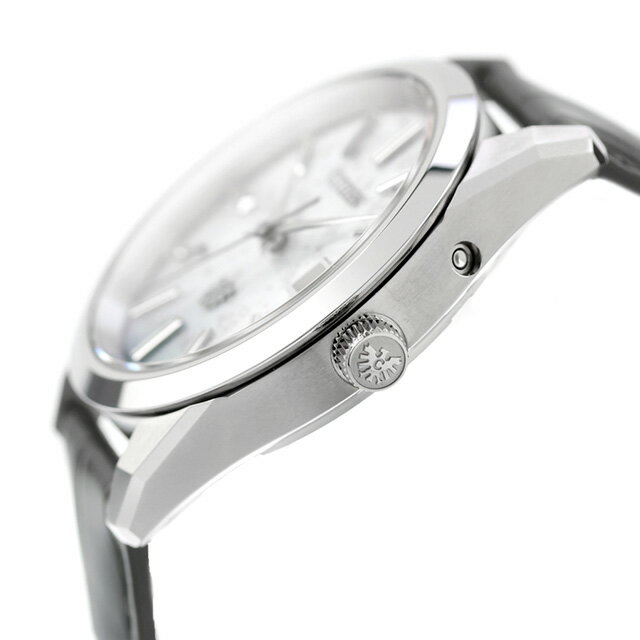 【選べるノベルティ付】ザシチズン 30周年記念限定モデル Iconic Nature Collection　和紙文字板 光発電エコドライブ 腕時計 ブランド メンズ チタン 数量限定 ソーラー THE CITIZEN AQ4100-22A アナログ シルバー グレー 日本製 高級 おしゃれ 防水 プレゼント 男性 実用的