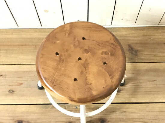 レトロな鉄脚スツール 座面チーク 無垢材 作業...の紹介画像3