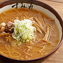 すみれ ラーメン 【札幌ラーメン】すみれ　みそ味【御中元　お中元　新生活　内祝い　入学　進学　ご挨拶 お土産 プレゼント 北海道】/ケンミンショーで紹介　すみれ系ラーメン