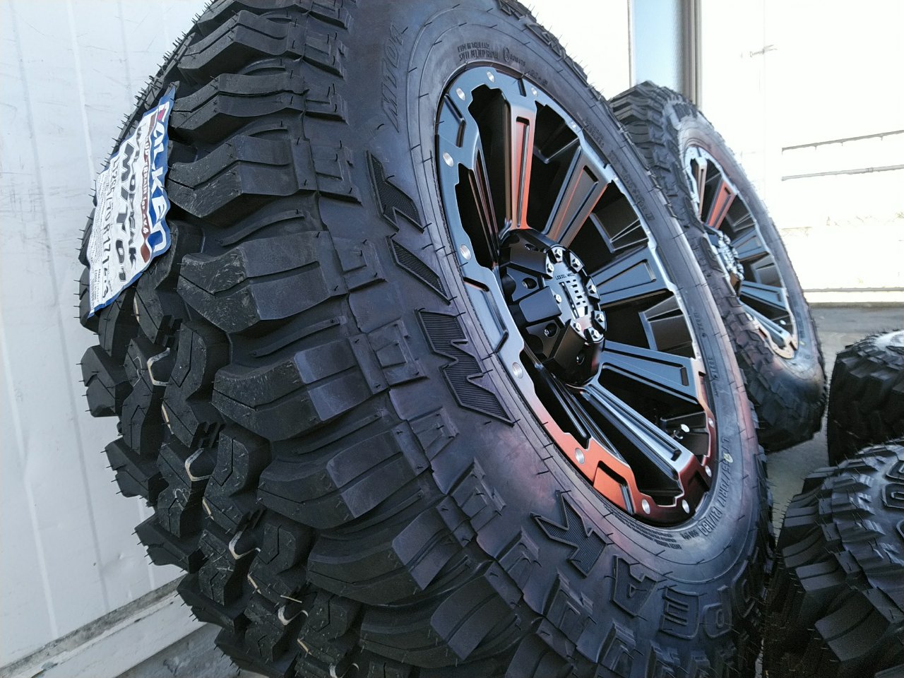 新品4本セット JL JK ラングラー タイヤホイール 265/70R17 285/70R17 ファルケン ワイルドピーク MT01 17インチ レクセル デスロック マットブラック