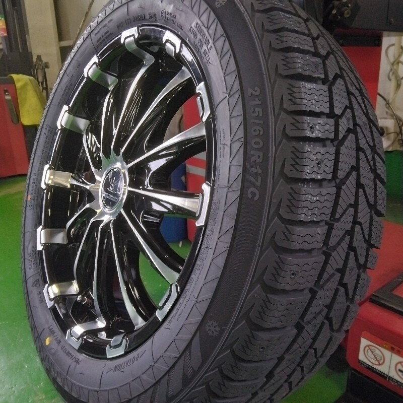 即納 スタッドレス ハイエース200系 タイヤホイールセット SAILUN COMMERCIO ICE 215/60R17 17インチ BD12