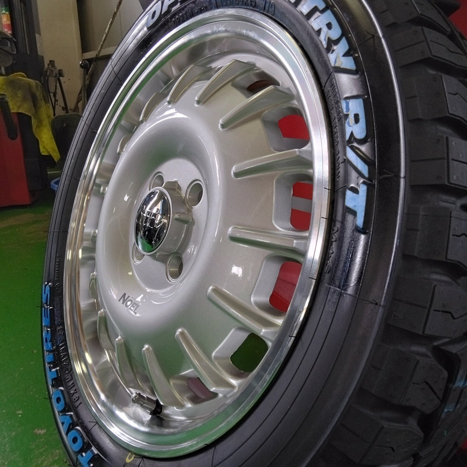 新品 ハスラー デリカミニ タイヤホイールセット トーヨー オープンカントリー RT 165/60R15 ホワイトレター 15インチ NOEL