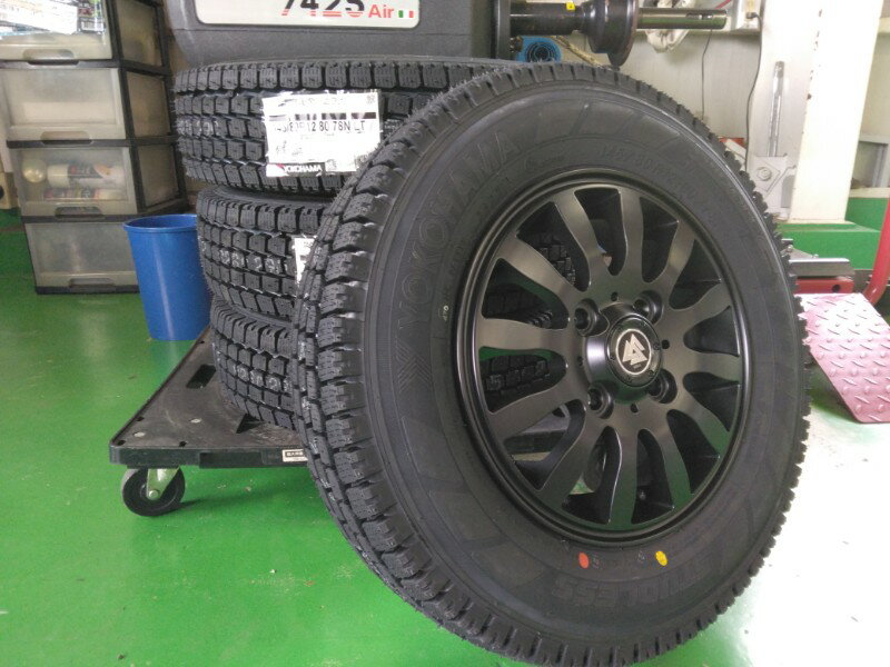 新品 4本セット 軽トラ 軽バン 軽自動車 スタッドレス タイヤホイールセット ヨコハマ SY01V 145/80R12 80/78N アトレー ハイゼット アクティ キャリイ エブリイ N-VAN クリッパー