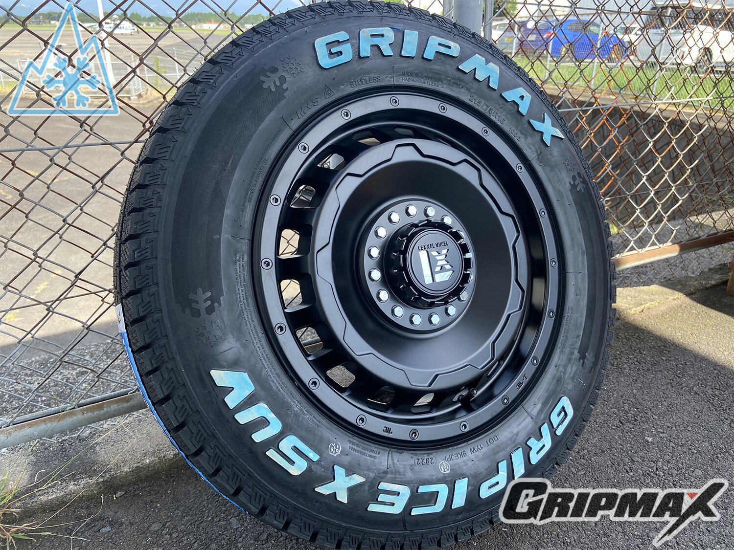 楽天市場】デリカd5 225／70r16（タイヤ幅（mm）215）（スタッドレス