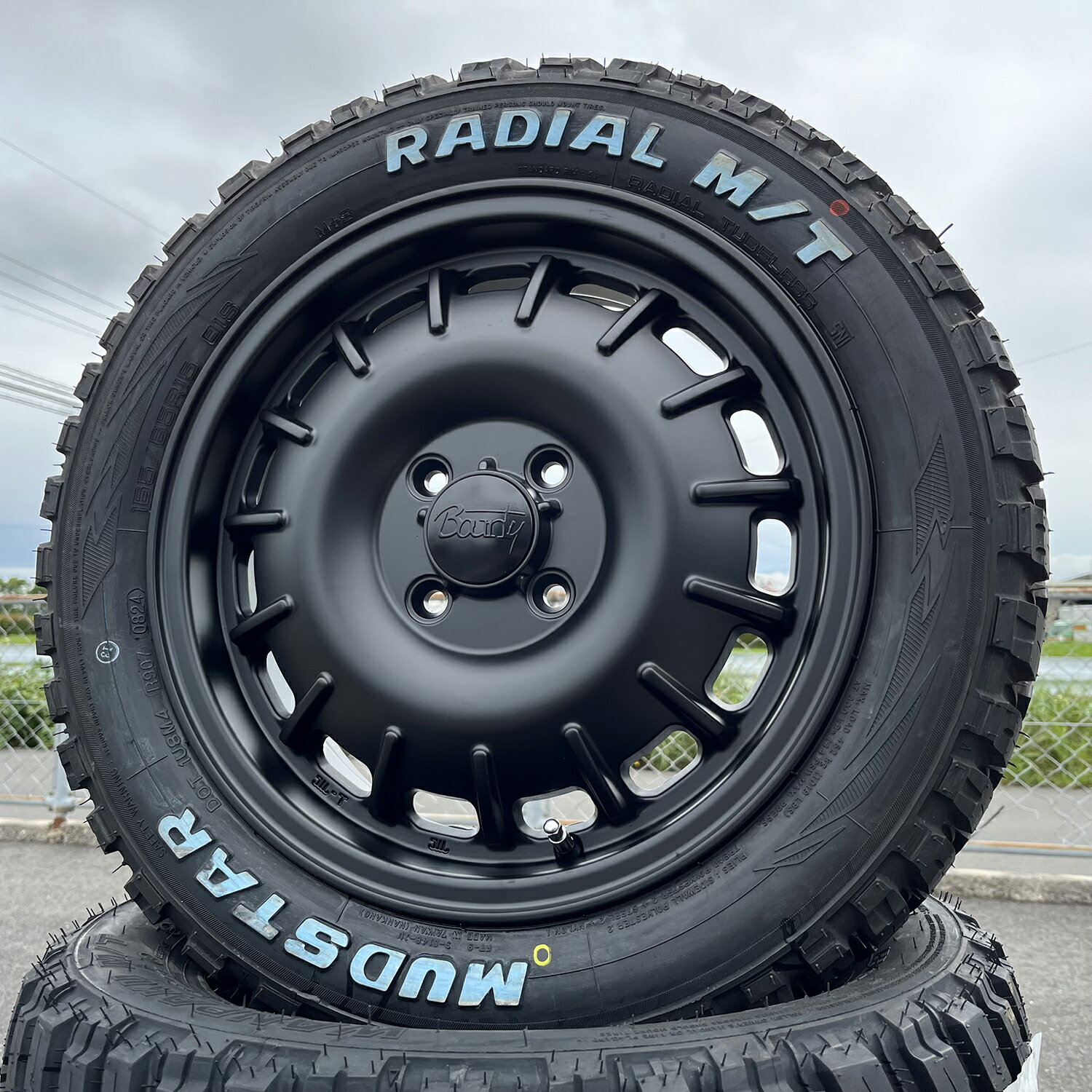 MUDSTAR ラヂアルM/T 165/60R15・165/65R15 × NOELホイール ハスラー タフト デリカミニ等 15インチ 新品タイヤホイールセット