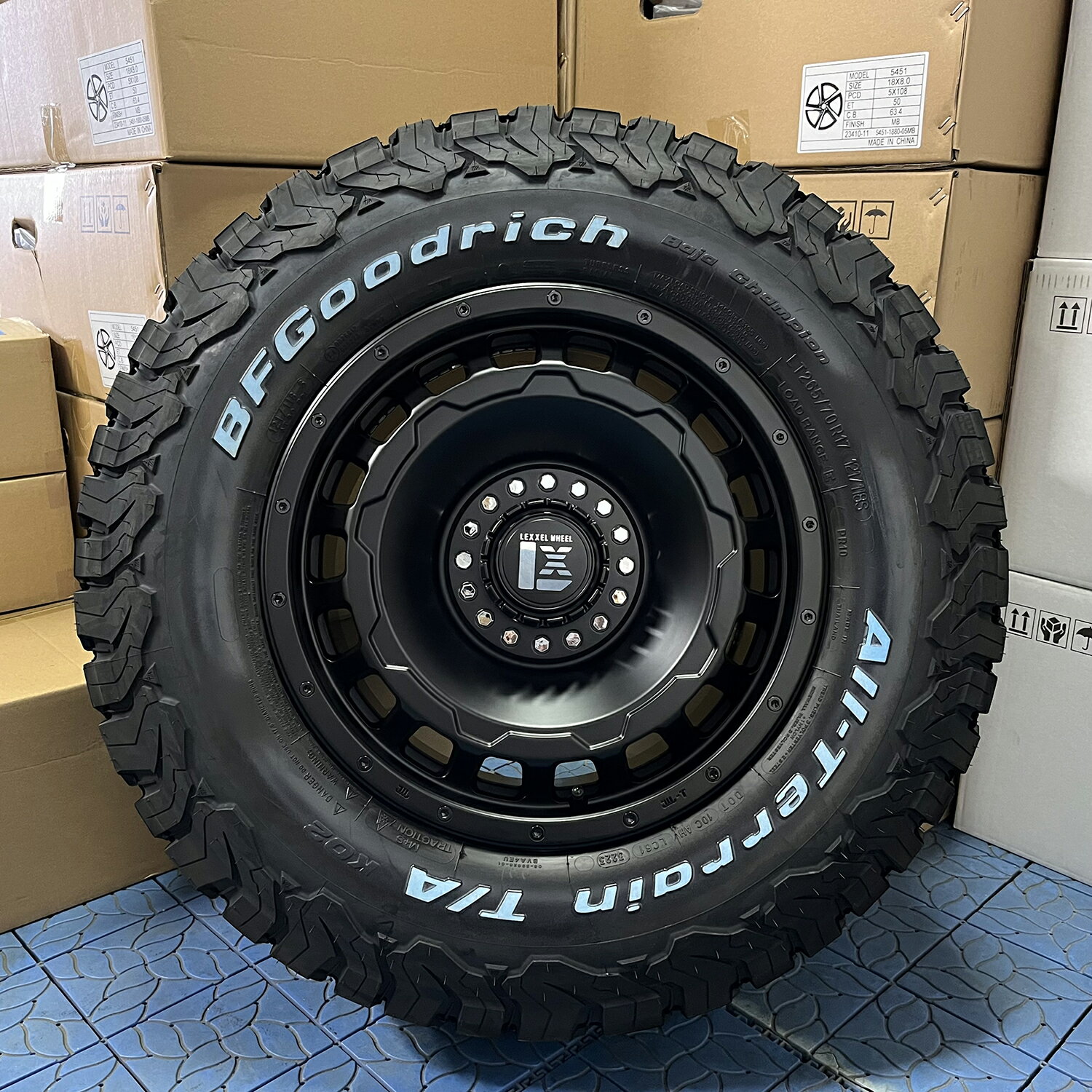 Rakuten - プラド ハイラックス FJ H3 新品 タイヤホイール 4本セット 1台分 17インチ BF Goodrich KO2 265/65R17 265/70R17 285/70R17 275/70R17 SwaGGer スワッガー ホワイトレター