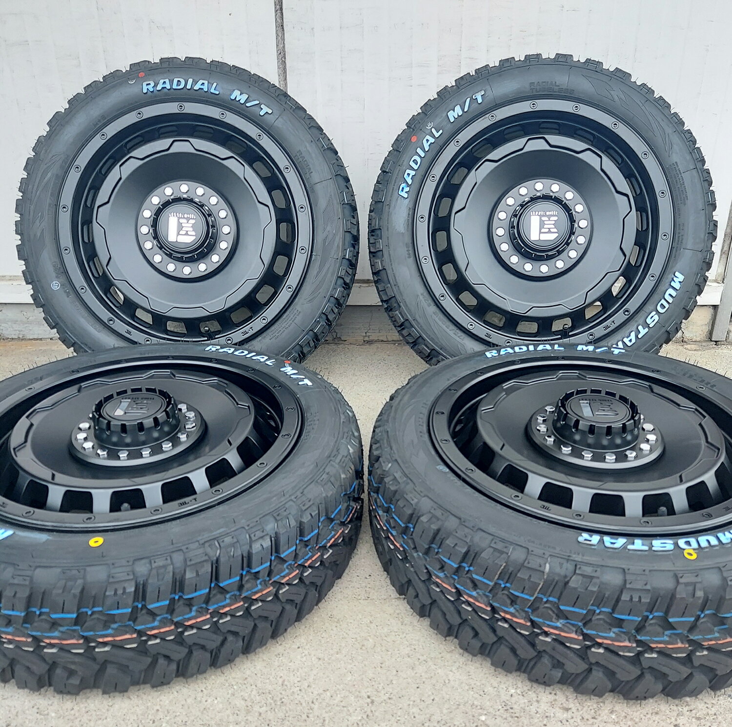 Rakuten - セレナ ステップワゴン VOXY LEXXEL SwaGGer MUDSTAR MT 215/60R16 タイヤホイール 16インチ ホワイトレター タイヤホイールセット 白文字
