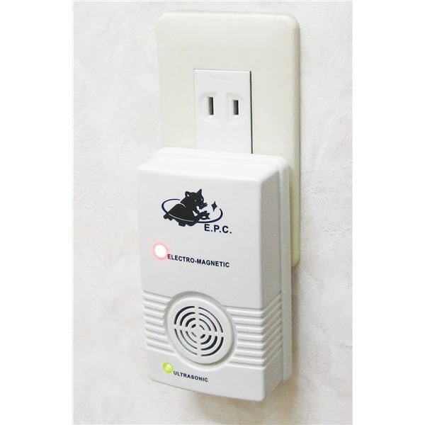 ネズミ撃退器1個 生活用品・インテリア・雑貨 花 ガーデニング 動物忌避用品生活用品・インテリア・雑貨 花 ガーデニング 動物忌避用品