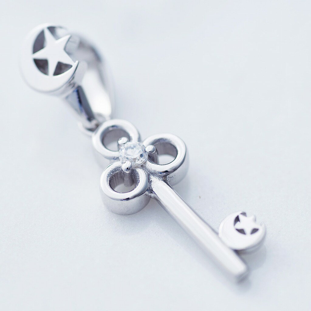 【Crescent Luna(クレセントルナ)】CLAVE※チェーン別売り※(ネックレストップ ペンダント Silver925 キュービックジルコニア 鍵 アク...