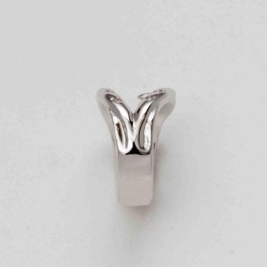 mouchu (マウチュ)　 Fang Ring Silver　リング